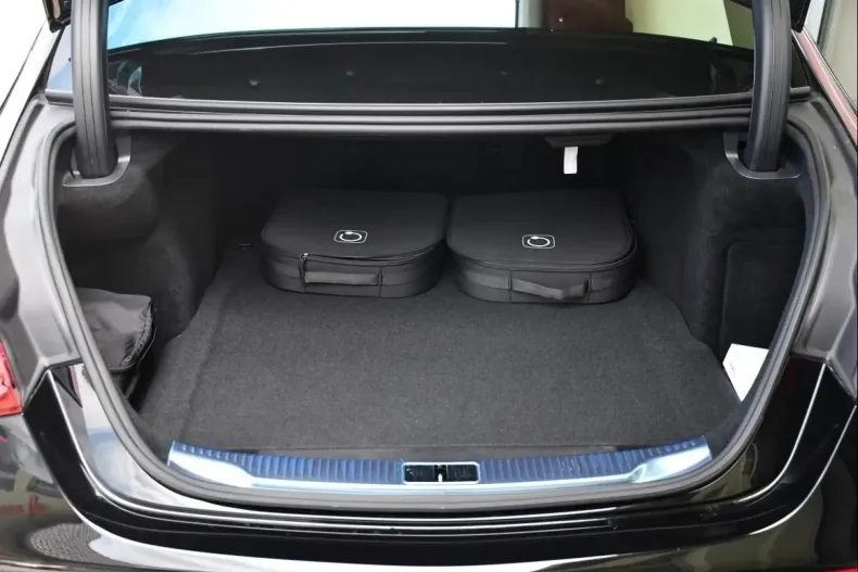 Mercedes-Benz S 580 din 2024 cu 2.525 km - oferta MER109195 - foto 10