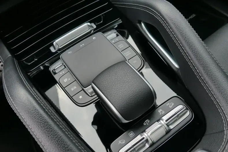 Mercedes-Benz GLE 450 din 2024 cu 39.464 km - oferta MER109204 - foto 16