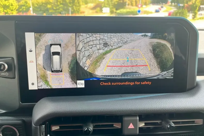 Toyota Land Cruiser din 2024 cu 5.300 km - oferta TOY109207 - foto 13