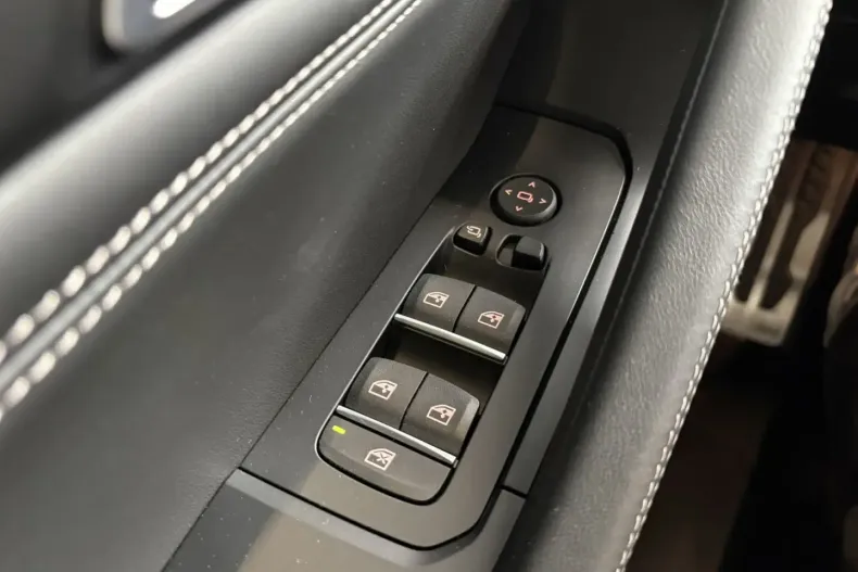 BMW X6 din 2023 cu 26.132 km - oferta BMW109236 - foto 19