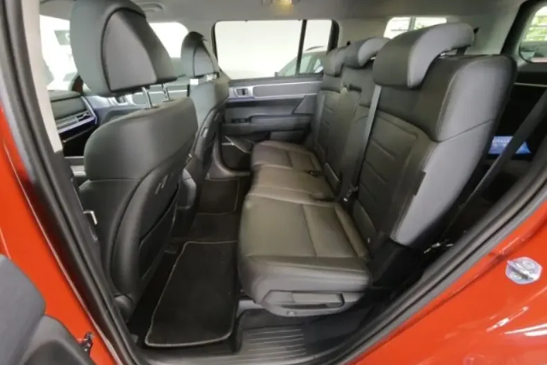 Hyundai SANTA FE din 2024 cu 9.144 km - oferta HYU109237 - foto 15