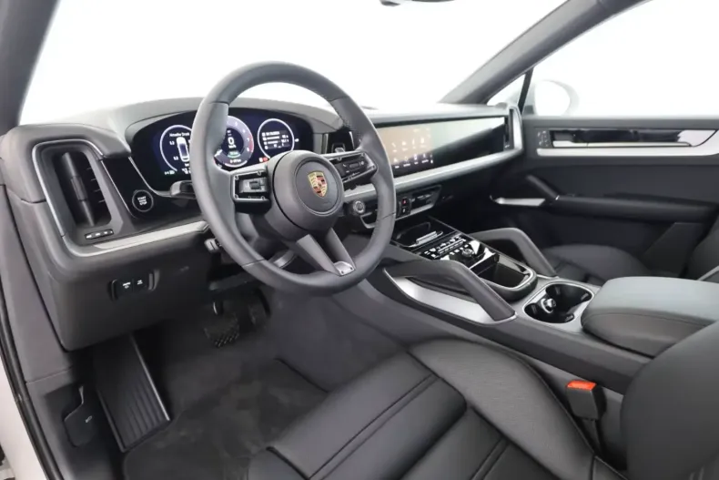 Porsche Cayenne din 2025 cu 9.900 km - oferta POR109241 - foto 6