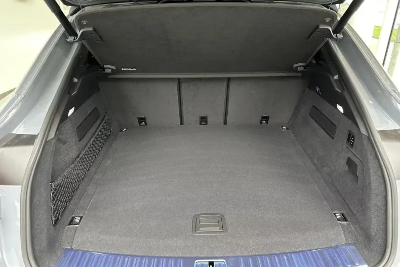 Porsche Cayenne din 2025 cu 999 km - oferta POR109243 - foto 4