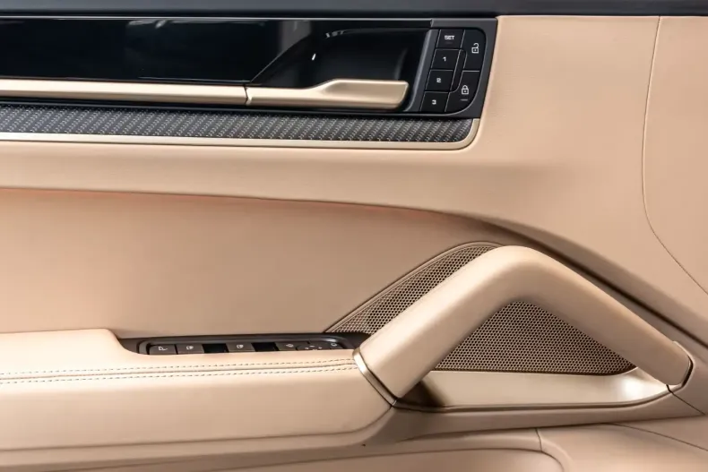 Porsche Cayenne din 2025 cu 11.900 km - oferta POR109245 - foto 13