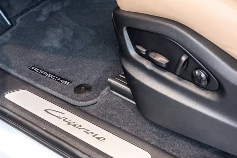 Porsche Cayenne din 2025 cu 11.900 km - oferta POR109245 - foto 17