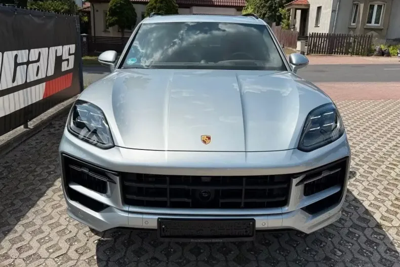 Porsche Cayenne din 2024 cu 927 km - oferta POR109246 - foto 3