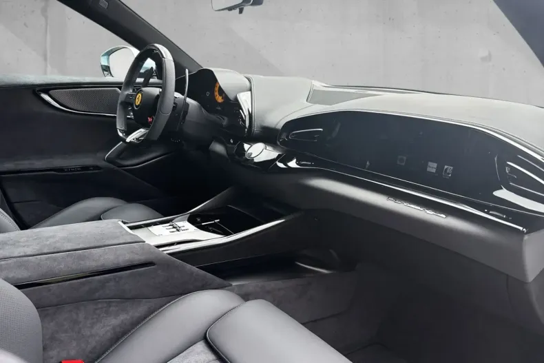 Ferrari Purosangue din 2024 cu 2.050 km - oferta FER109253 - foto 19