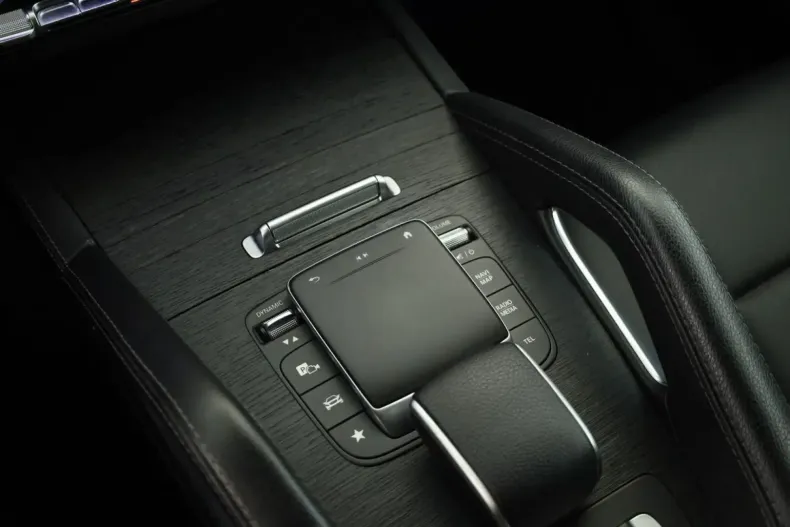 Mercedes-Benz GLE 400 din 2022 cu 72.300 km - oferta MER109255 - foto 20