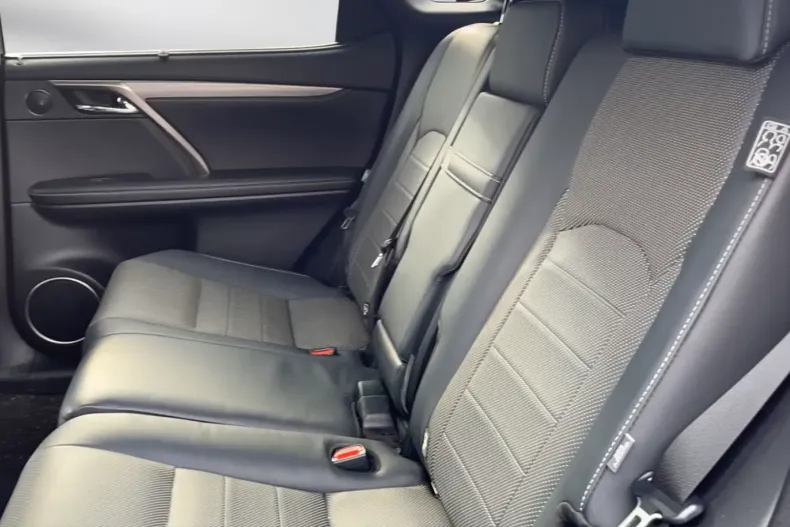 Lexus RX 450 din 2021 cu 49.890 km - oferta LEX109267 - foto 3