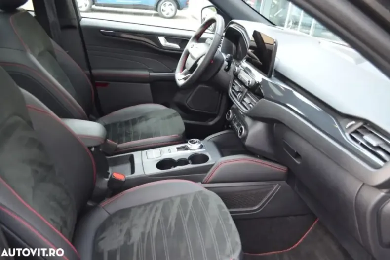 Ford Kuga din 2025 cu 17.410 km - oferta FOR109270 - foto 5