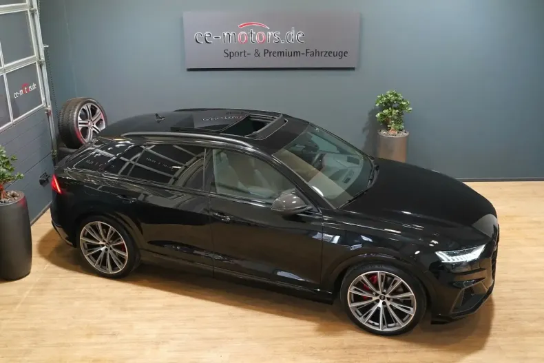 Audi Q8 din 2023 cu 21.738 km - oferta AUD109273 - foto 2