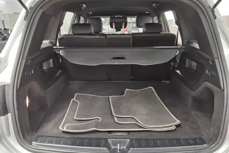 Mercedes-Benz GLB 200 din 2022 cu 75.700 km - oferta MER109275 - foto 12