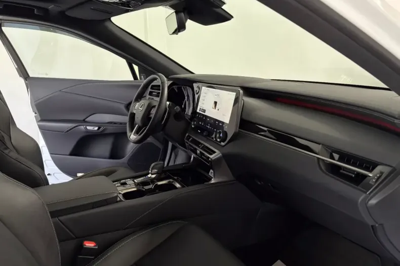 Lexus RX 450 din 2024 cu 37.128 km - oferta LEX109281 - foto 4