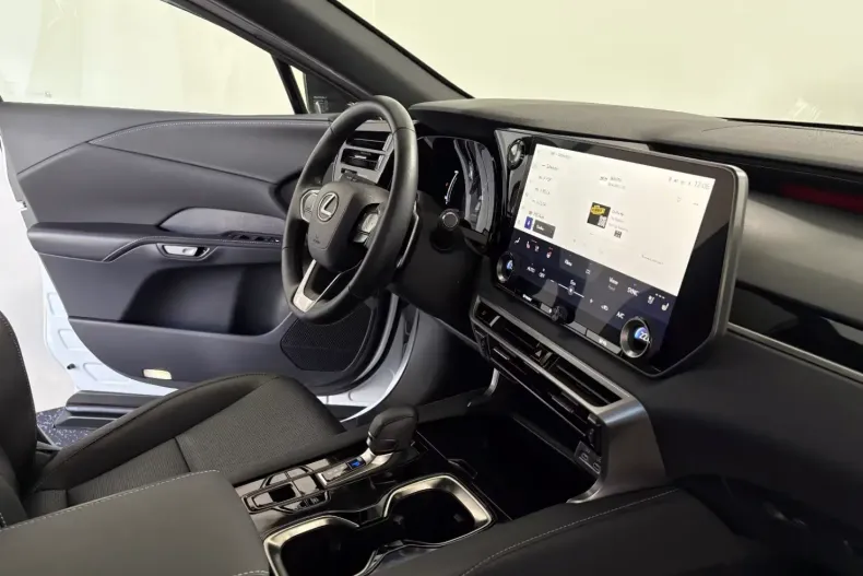 Lexus RX 450 din 2024 cu 37.128 km - oferta LEX109281 - foto 8