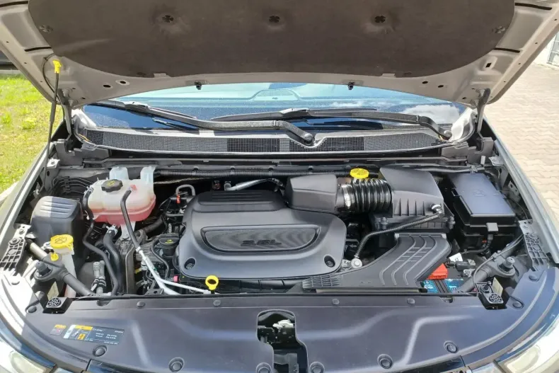 Chrysler Pacifica din 2022 cu 39.118 km - oferta CHR109286 - foto 6