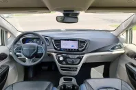 Chrysler Pacifica din 2022 cu 39.118 km - oferta CHR109286 - foto 23