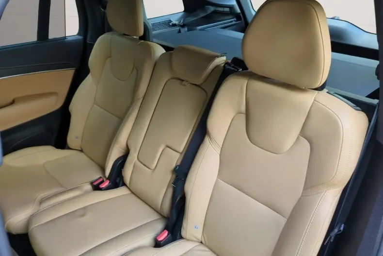 Volvo XC90 din 2022 cu 66.600 km - oferta VOL109287 - foto 10