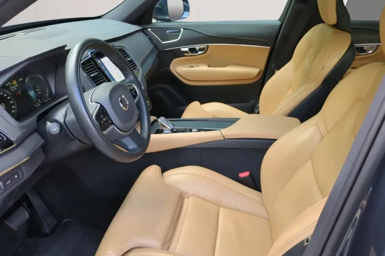 Volvo XC90 din 2022 cu 66.600 km - oferta VOL109287 - foto 16