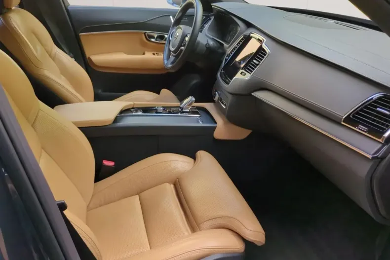 Volvo XC90 din 2022 cu 66.600 km - oferta VOL109287 - foto 25