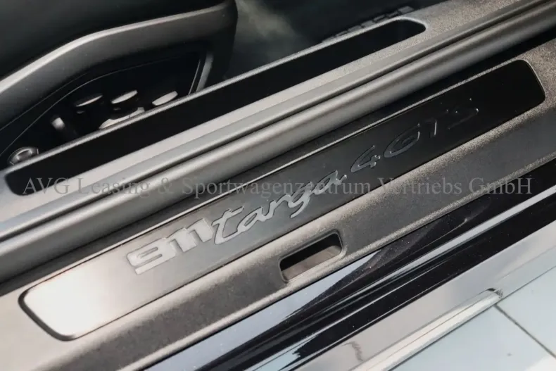 Porsche 992 din 2024 cu 13.345 km - oferta POR109292 - foto 34