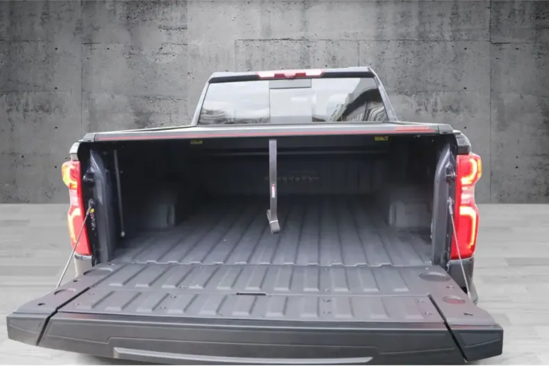 Chevrolet Silverado din 2024 cu 11.454 km - oferta CHE109300 - foto 6