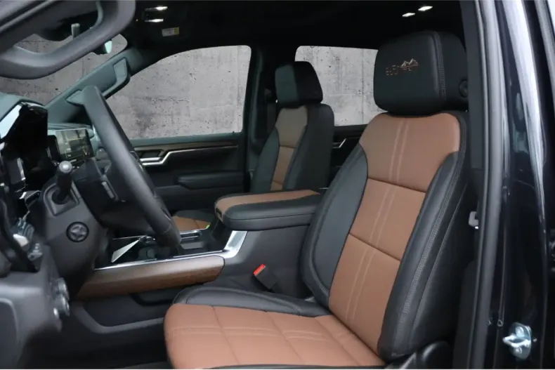 Chevrolet Silverado din 2024 cu 11.454 km - oferta CHE109300 - foto 8