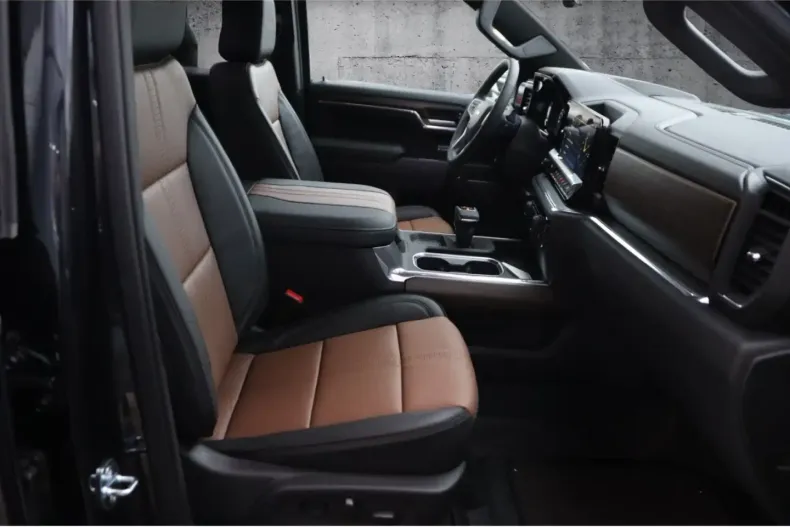 Chevrolet Silverado din 2024 cu 11.454 km - oferta CHE109300 - foto 17