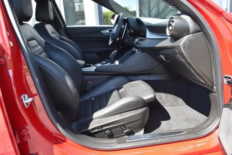 Alfa Romeo Giulia din 2024 cu 38.430 km - oferta ALF109305 - foto 14