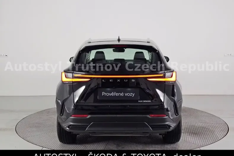 Lexus NX 350h din 2023 cu 16.600 km - oferta LEX109314 - foto 4