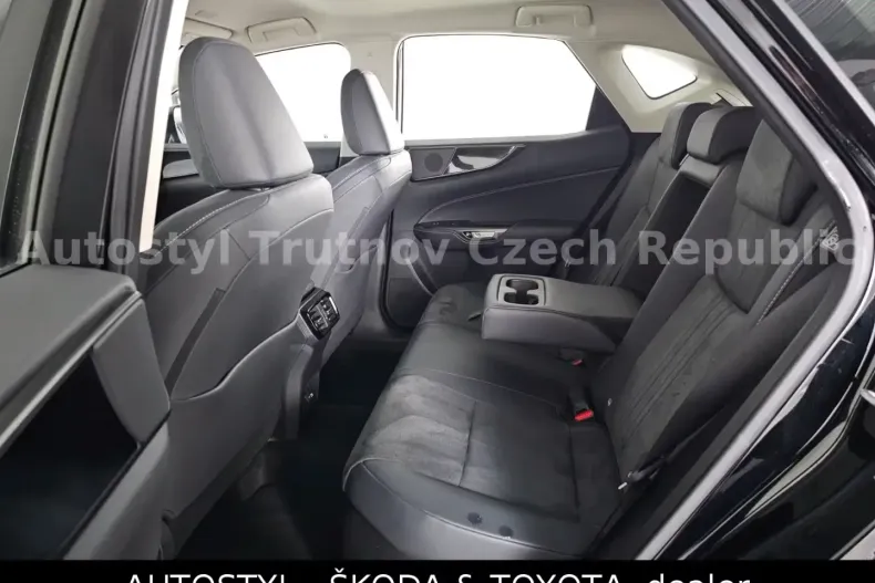 Lexus NX 350h din 2023 cu 16.600 km - oferta LEX109314 - foto 9