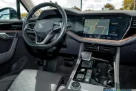 Volkswagen Touareg din 2022 cu 84.907 km - oferta VOL109315 - foto 4
