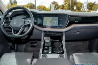 Volkswagen Touareg din 2022 cu 84.907 km - oferta VOL109315 - foto 8