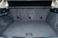 Volkswagen Touareg din 2022 cu 84.907 km - oferta VOL109315 - foto 9