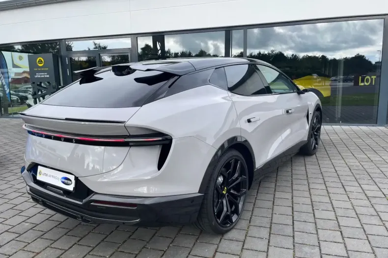 Lotus Eletre din 2023 cu 21.000 km - oferta LOT109320 - foto 5