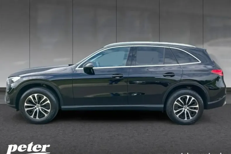 Mercedes-Benz GLC 220 din 2024 cu 14.325 km - oferta MER109332 - foto 2