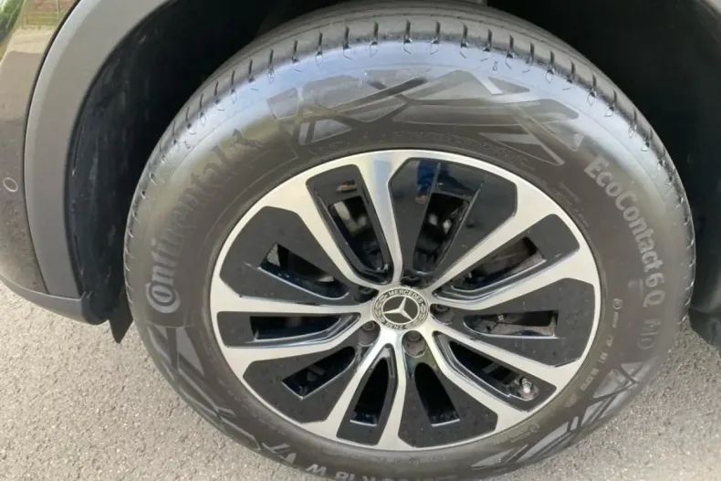 Mercedes-Benz GLC 220 din 2024 cu 14.325 km - oferta MER109332 - foto 6