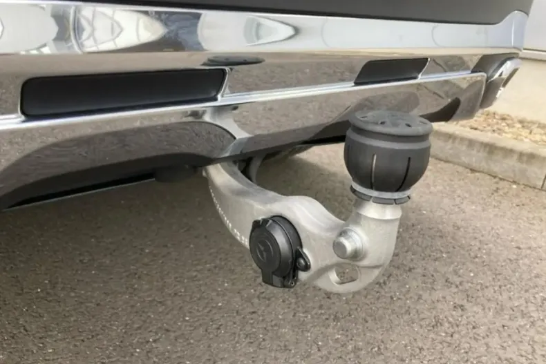 Mercedes-Benz GLC 220 din 2024 cu 14.325 km - oferta MER109332 - foto 15