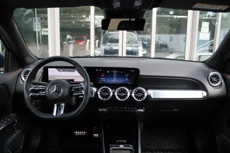 Mercedes-Benz GLB 220 din 2024 cu 6.500 km - oferta MER109335 - foto 9