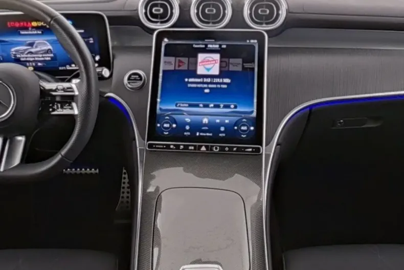 Mercedes-Benz GLC 300 din 2024 cu 29.600 km - oferta MER109336 - foto 8