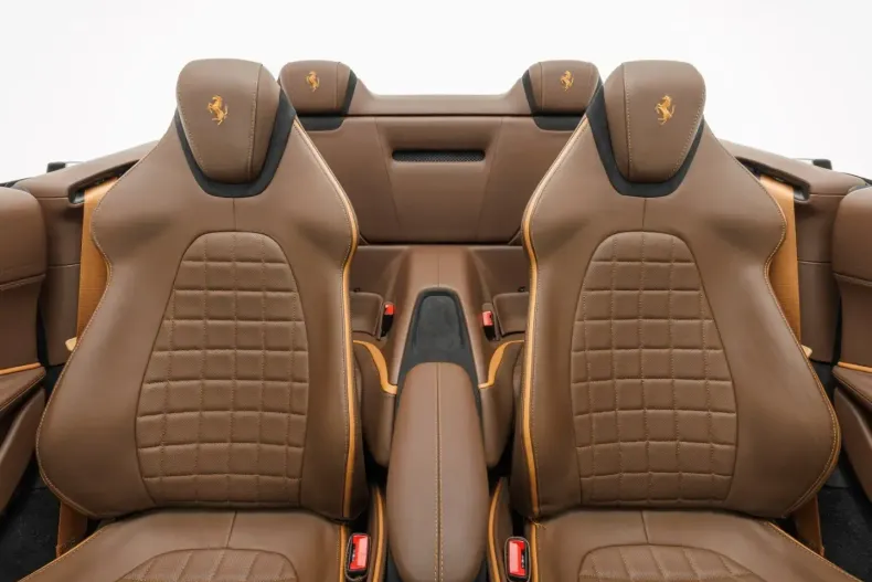 Ferrari Roma din 2024 cu 23.000 km - oferta FER109340 - foto 25