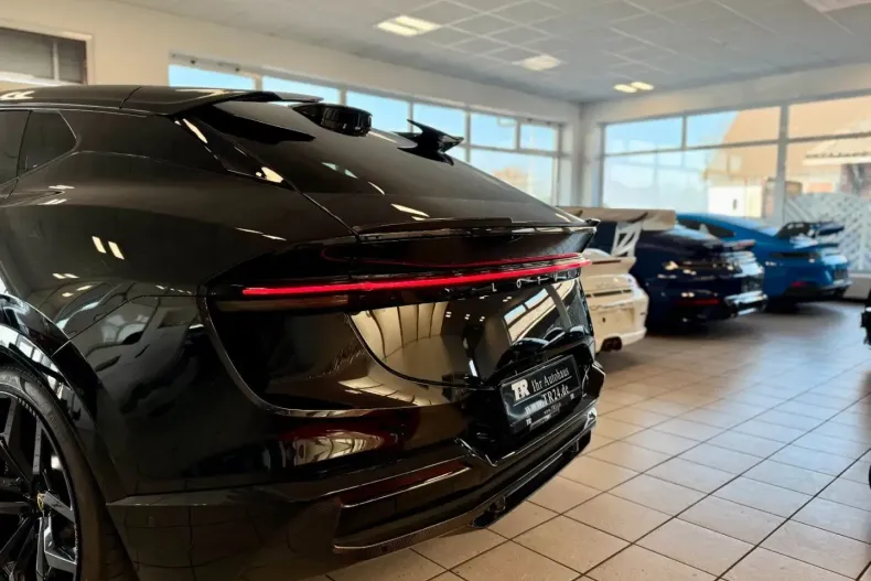 Lotus Eletre din 2023 cu 17.458 km - oferta LOT109341 - foto 5