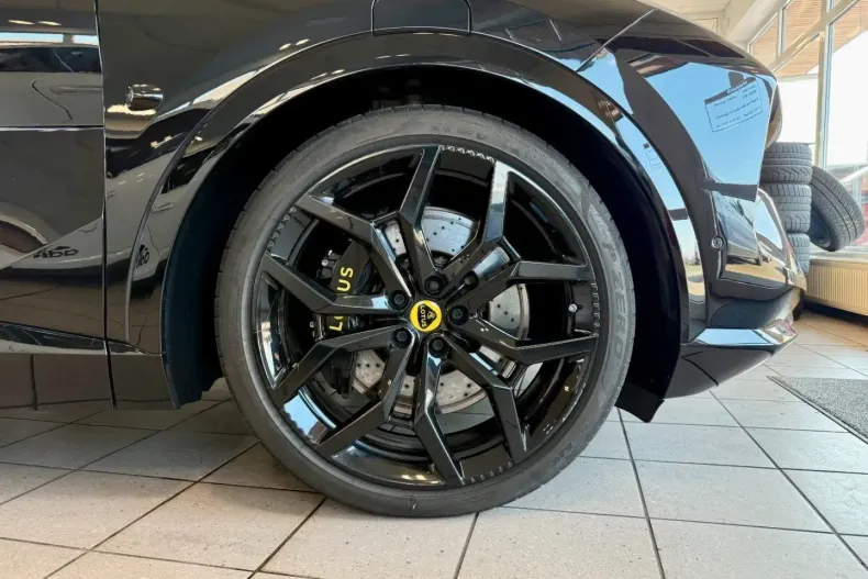 Lotus Eletre din 2023 cu 17.458 km - oferta LOT109341 - foto 6