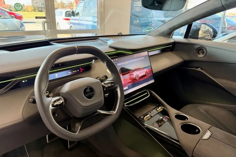 Lotus Eletre din 2023 cu 17.458 km - oferta LOT109341 - foto 16