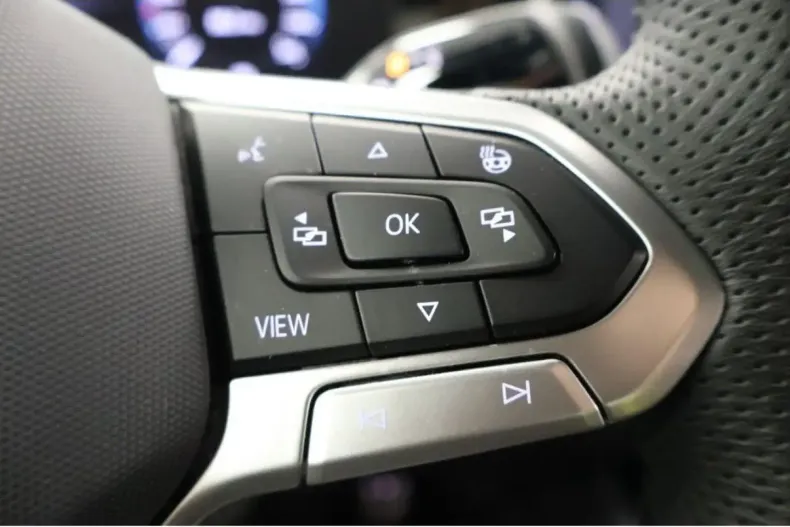 Volkswagen Tiguan din 2024 cu 21.665 km - oferta VOL109343 - foto 20