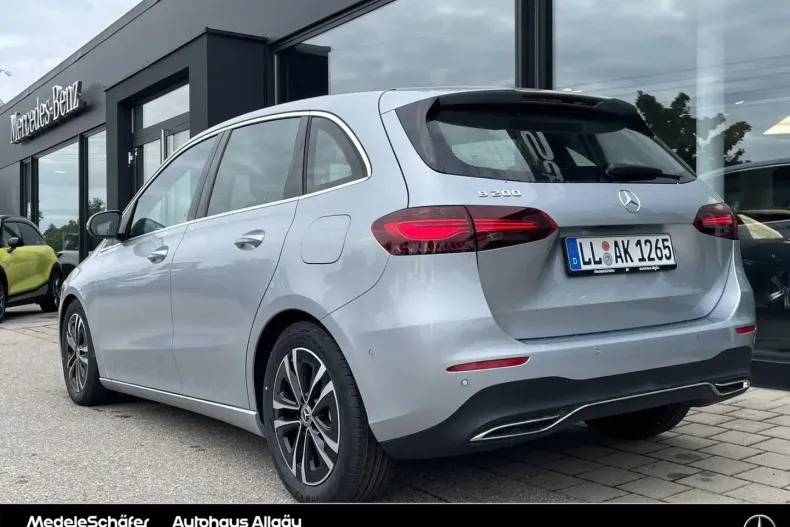 Mercedes-Benz B 200 din 2024 cu 8.982 km - oferta MER109348 - foto 3