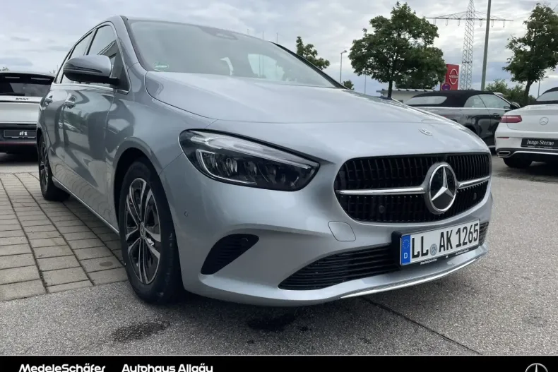 Mercedes-Benz B 200 din 2024 cu 8.982 km - oferta MER109348 - foto 6