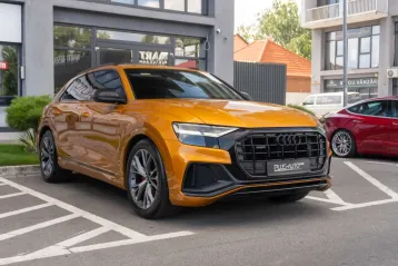 Audi Q8 din 2022 - oferta AUD109351