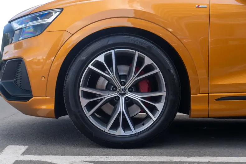 Audi Q8 din 2022 cu 143.600 km - oferta AUD109351 - foto 5