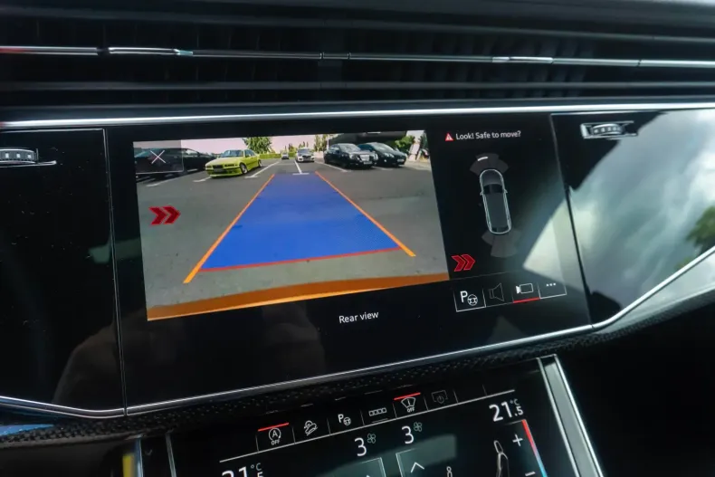 Audi Q8 din 2022 cu 143.600 km - oferta AUD109351 - foto 26