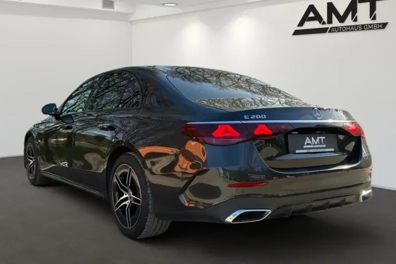 Mercedes-Benz E 200 din 2024 cu 46.250 km - oferta MER109361 - foto 4